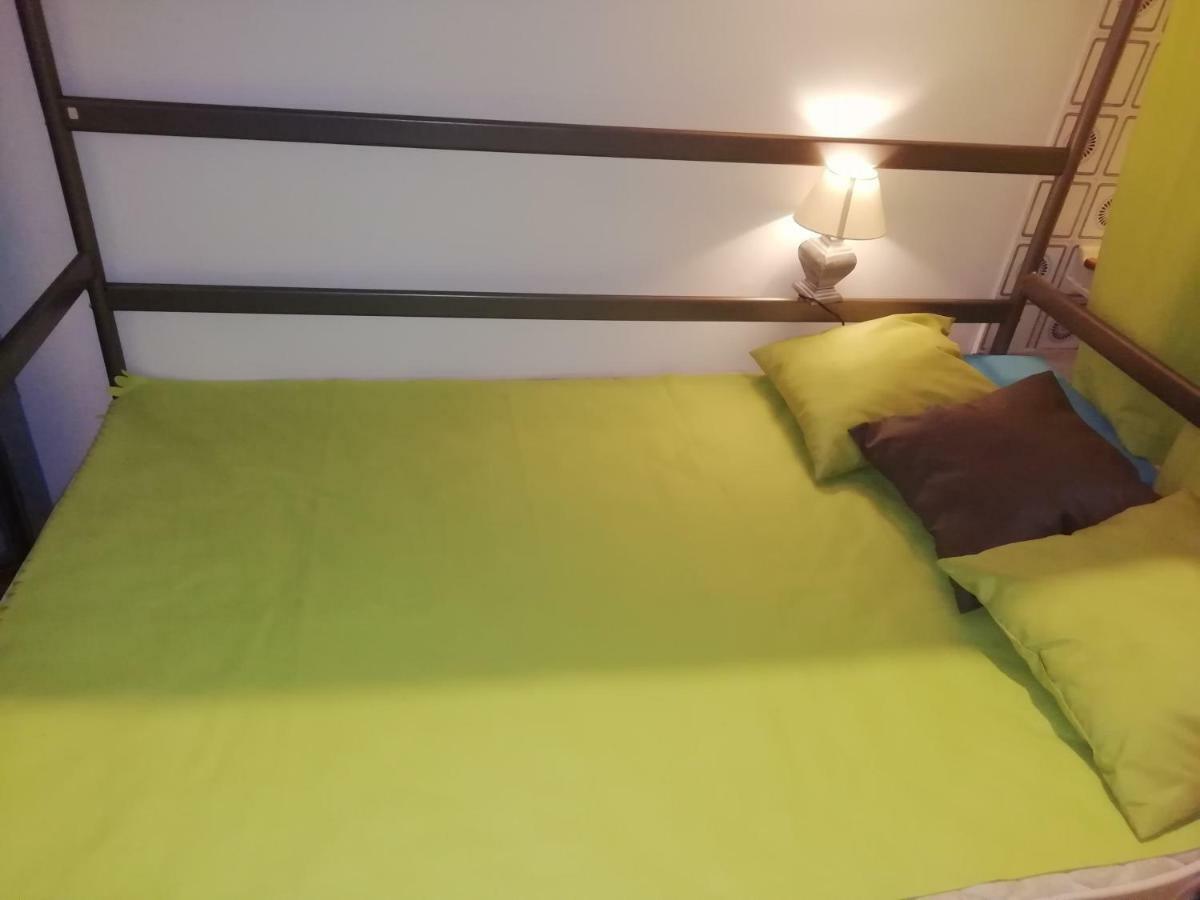 Can Pau Guesthouse リャンサ 部屋 写真